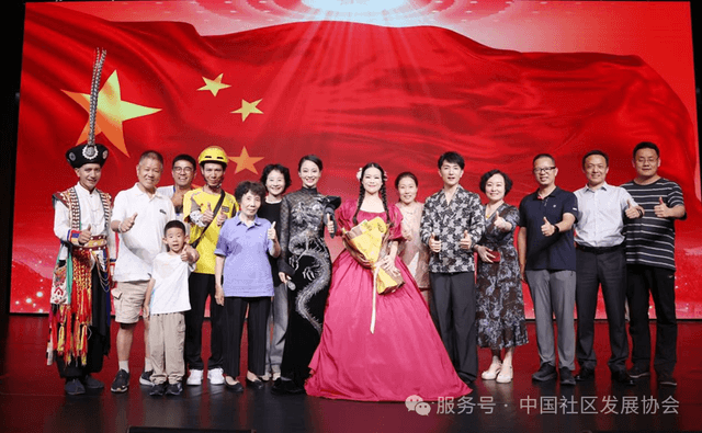 艺术家深入社区一线,唱响“以文促治”新乐章